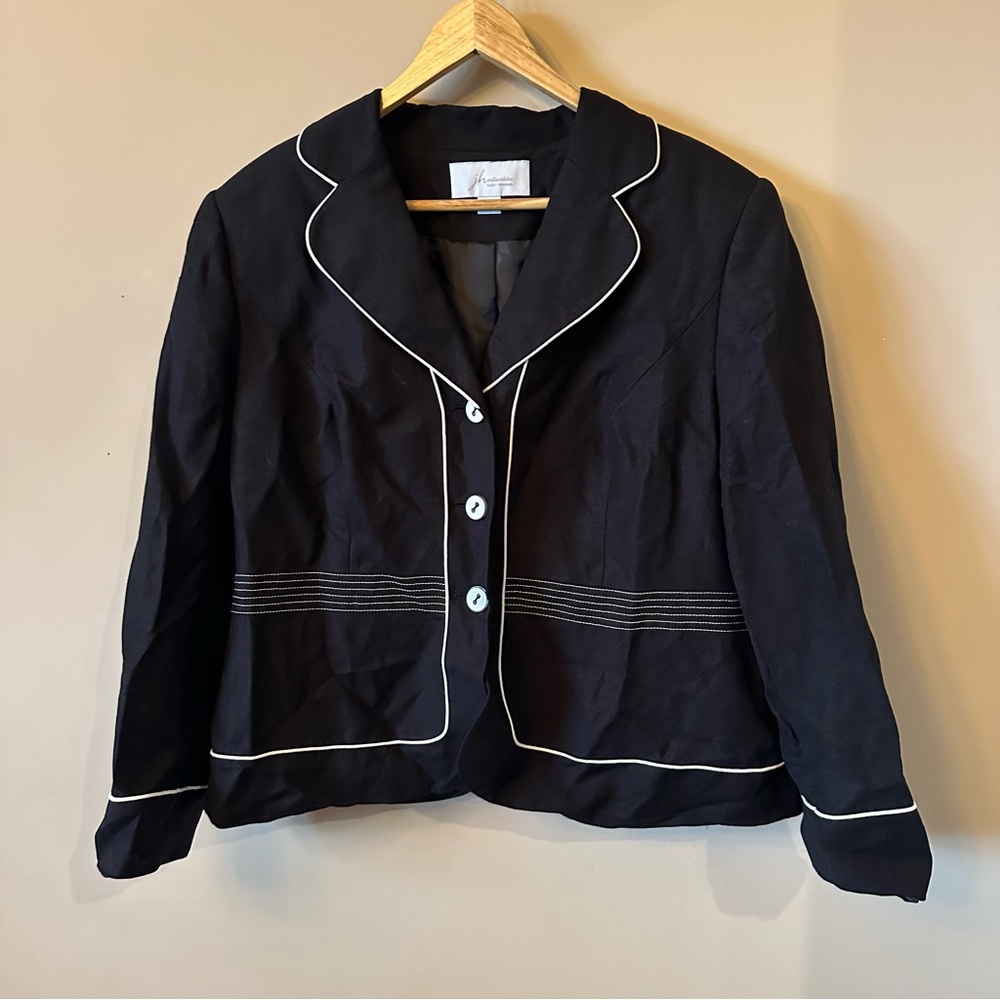 JH Collectibles Black Suit Jacket Blazer